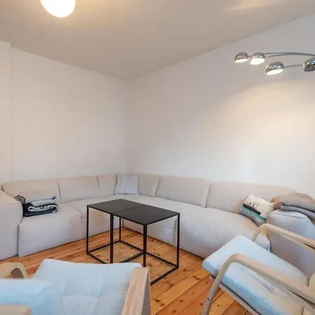 Maria 6 Schlafzimmer & Sauna * Koserow