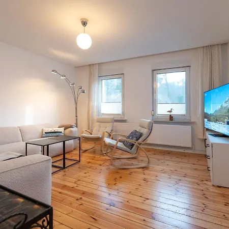 Maria 6 Schlafzimmer & Sauna * Koserow