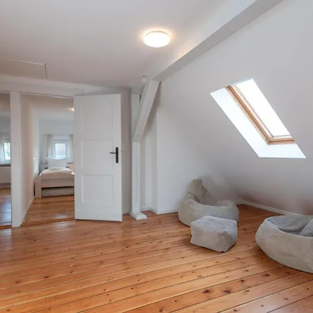 Maria 6 Schlafzimmer & Sauna *