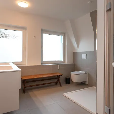 Dom wakacyjny Maria 6 Schlafzimmer & Sauna Koserow