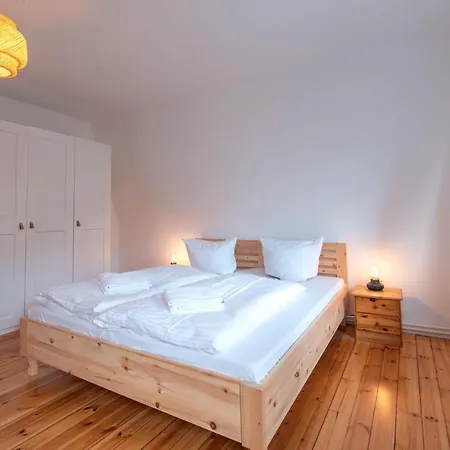 Maria 6 Schlafzimmer & Sauna * Koserow