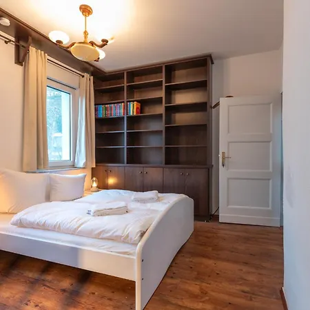 Maria 6 Schlafzimmer & Sauna