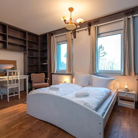 Dom wakacyjny Maria 6 Schlafzimmer & Sauna Koserow