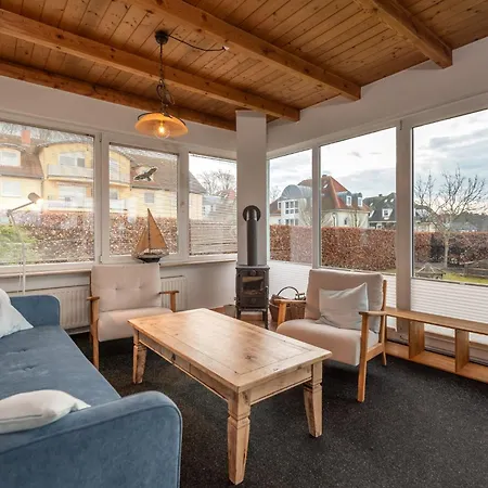 Maria 6 Schlafzimmer & Sauna * Koserow